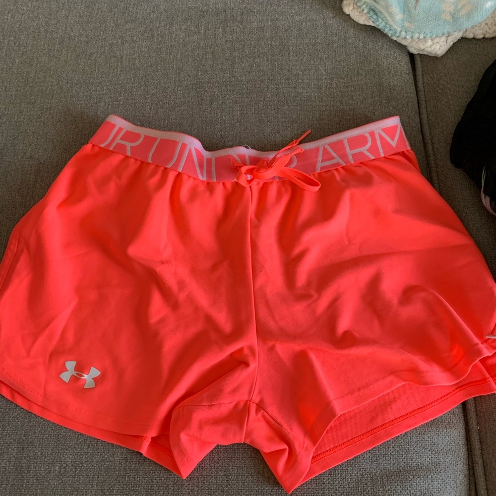 hot pink under armour shorts